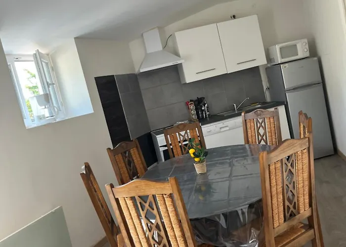 Meublé Apartamento *